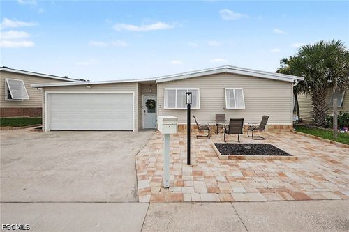 11181 Azalea Ln, FORT MYERS BEACH, FL, 33931-3195 | Card Image