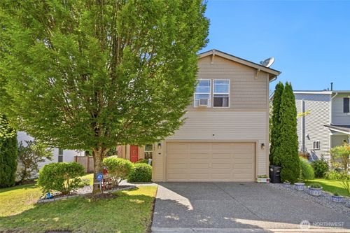 943 Candlestick Ln Sw, Tumwater, WA, 98512-6875 | Card Image