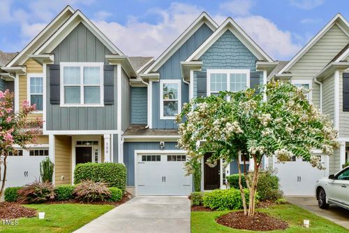 106 Hundred Oaks Ln, Holly Springs, NC, 27540-4457 | Card Image