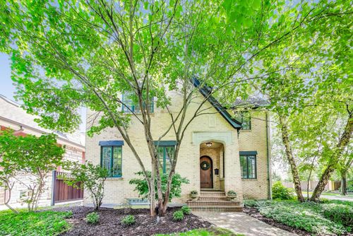 1000 East Ave, Oak Park, IL, 60302-1332 | Card Image