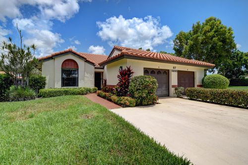 a-5895 Autumn Lake Ln, Boynton Beach, FL, 33437-7755 | Card Image