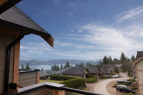 14-728 Gibsons Way, Gibsons, BC, V0N1V9 | Card Image