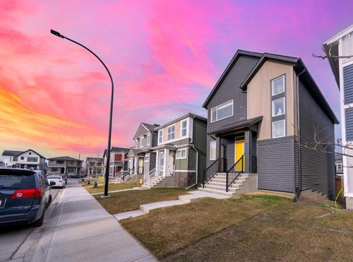 30 Edith Manor Nw, Calgary, AB, T3R1Y7 | Card Image