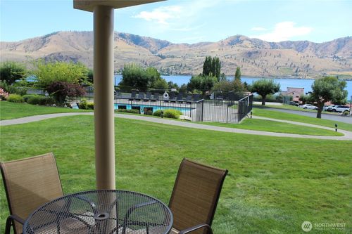 17-4c-100 Lake Chelan Shores Dr, Chelan, WA, 98816 | Card Image