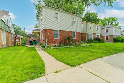 759 Norfolk Ave, Westchester, IL, 60154-2755 | Card Image