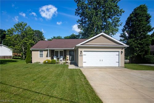 39 Highland Ct, Howard, OH, 43028-9290 | Card Image