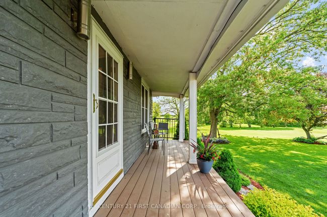 13972 Elginfield Rd, House other with 3 bedrooms, 2 bathrooms and 8 parking in Lucan ON | Image 5