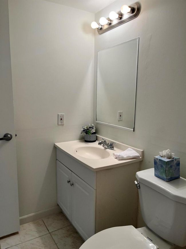 4204 Waterview Cir, Condo with 2 bedrooms, 3 bathrooms and null parking in Palm Springs FL | Image 35