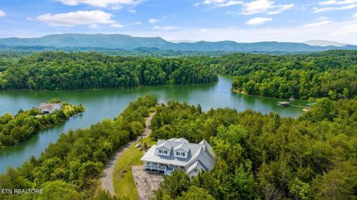 220 Very Old Barton Tr, Dandridge, TN, 37725 | Card Image