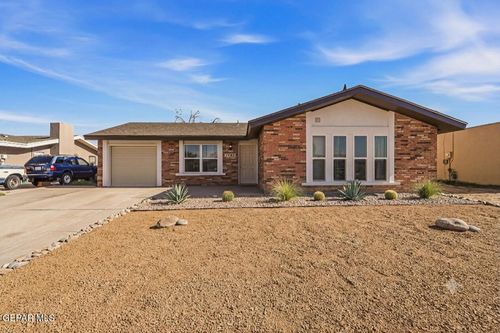 1503 Opossum Cir, Horizon City, TX, 79928-6939 | Card Image