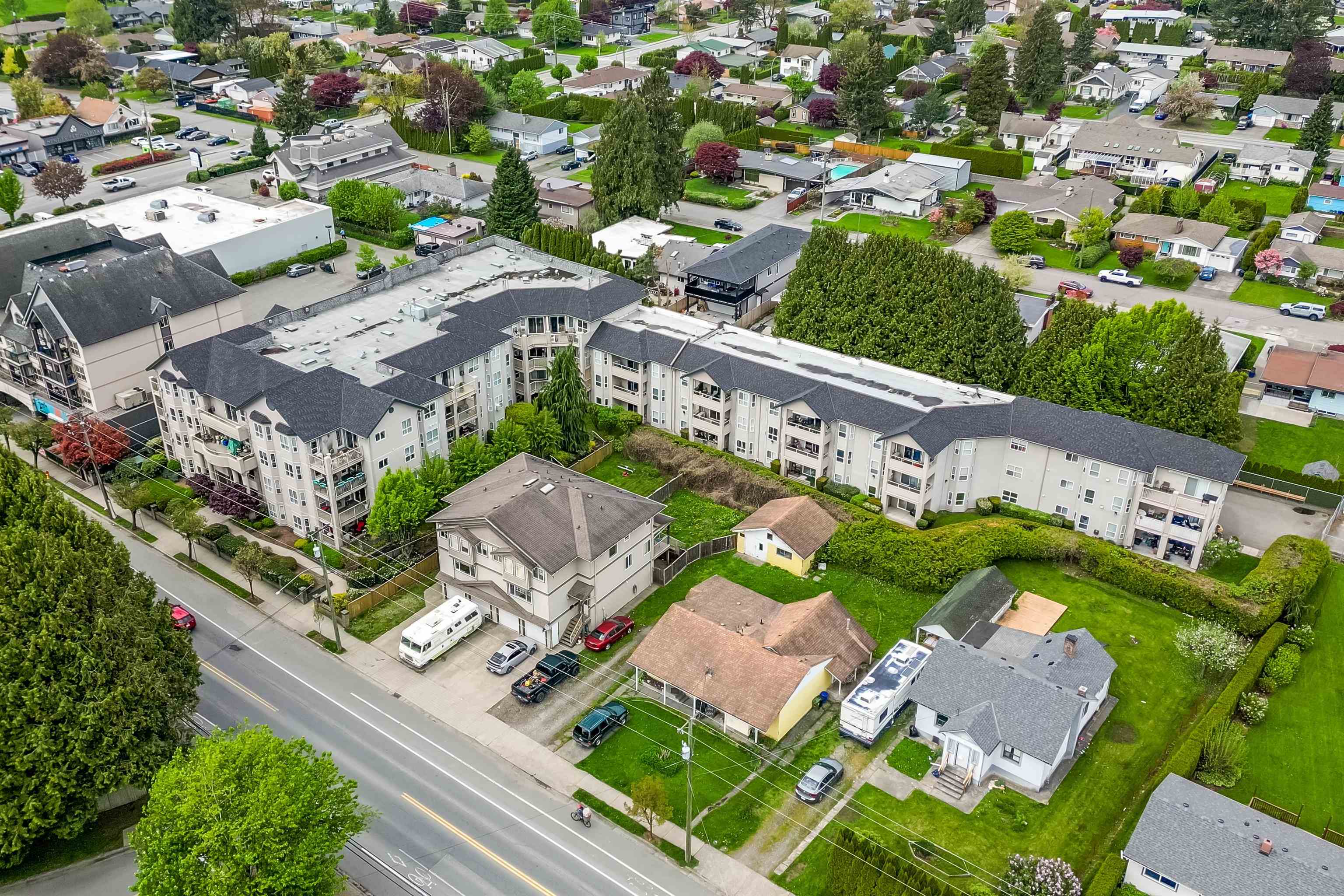 314 - 46693 Yale Road, Condo with 2 bedrooms, 2 bathrooms and 1 parking in Chilliwack BC | Image 1