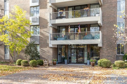 apt-202-201 Grant St, Sewickley, PA, 15143-1337 | Card Image