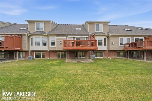 14788 N Park Dr, Shelby Township, MI, 48315-7200 | Card Image