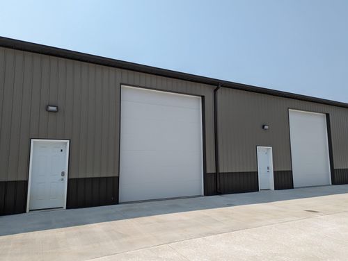 r-198 W Gilbert Dr, Evansdale, IA, 50707-1902 | Card Image