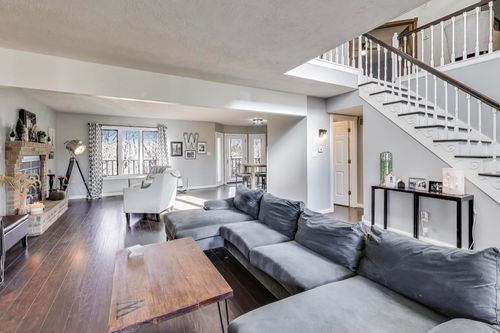 33791 Early Rd, New Carlisle, IN, 46552-9747 | Card Image