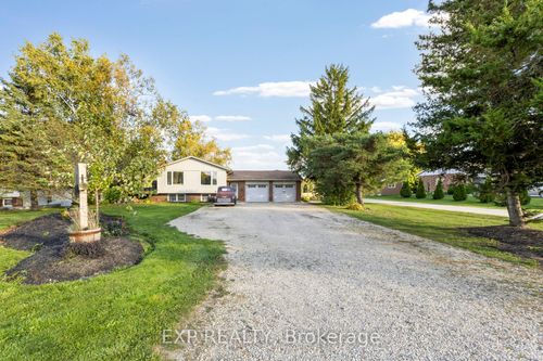 7429 Sideroad 20 Side Road, Mapleton, ON, N0B1A0 | Card Image