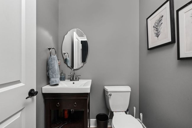 Half Bath on Main | Image 21
