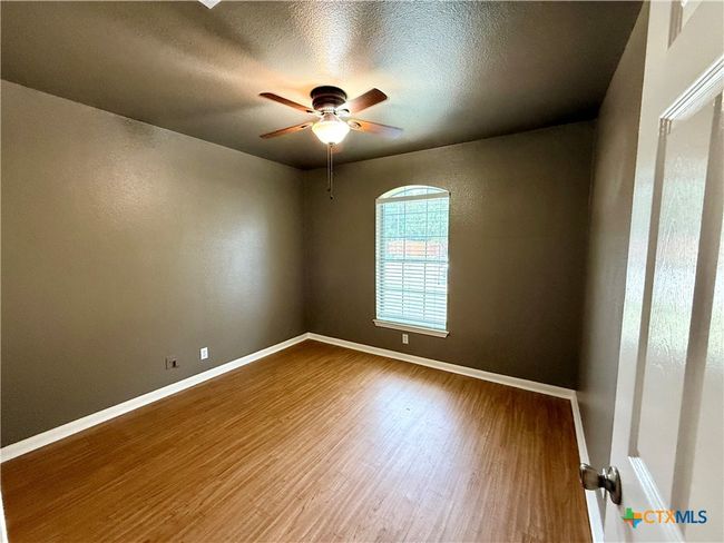 213 Summerside Ave, House other with 3 bedrooms, 2 bathrooms and null parking in Lockhart TX | Image 33