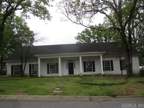 1100 Winnebago Dr, North Little Rock, AR, 72116-4351 | Card Image