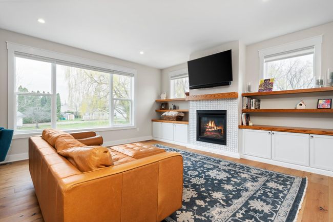 127 Leith St, House other with 4 bedrooms, 5 bathrooms and null parking in Brighton MI | Image 14