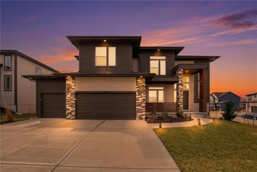 13225 W 182nd St, Overland Park, KS, 66013-5309 | Card Image