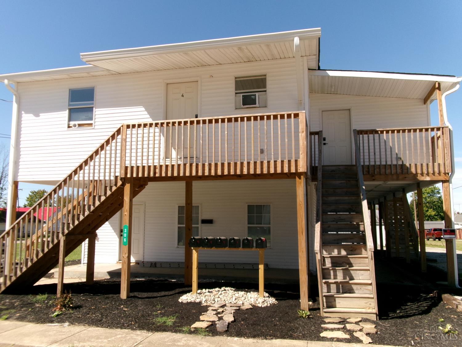 306 S Green St, Georgetown, OH 45121