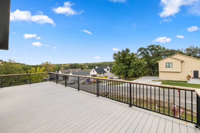 8479 Lakeshore Dr, Home with 3 bedrooms, 2 bathrooms and null parking in Dexter IA | Image 6