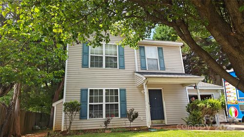8524 Stoneman Pl, Charlotte, NC, 28217-5037 | Card Image