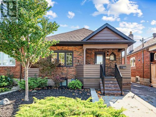163 Lambton Ave, York, ON, M6N2T1 | Card Image