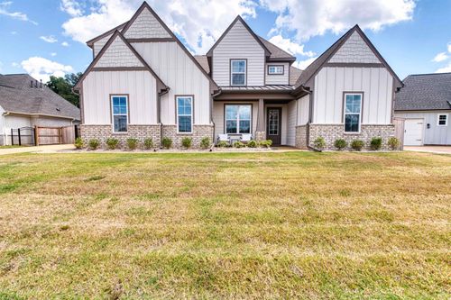 6302 Bevan Lake Dr, Arlington, TN, 38002-1247 | Card Image
