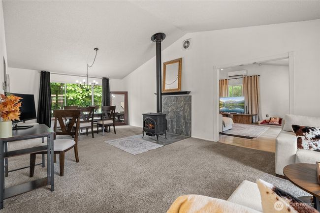 37911 300 Th Ave Se, House other with 3 bedrooms, 3 bathrooms and 6 parking in Enumclaw WA | Image 4