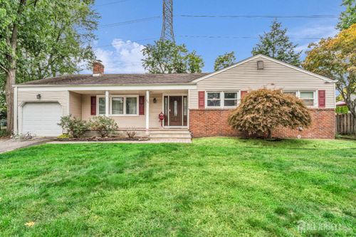 25 Eileen Way, Edison, NJ, 08837-2315 | Card Image