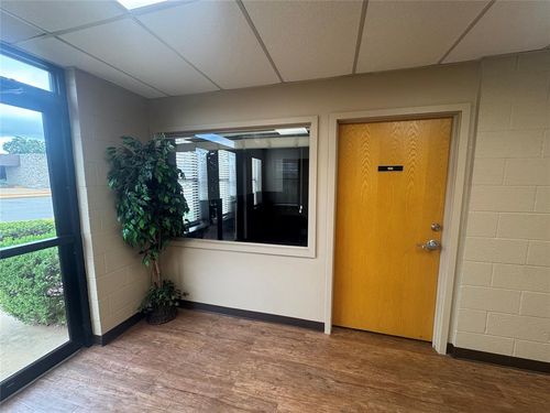 ste-100-110 E Franklin Ave, Weatherford, OK, 73096-5156 | Card Image