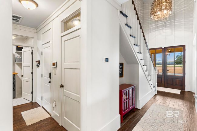 Entrance Foyer | Image 6