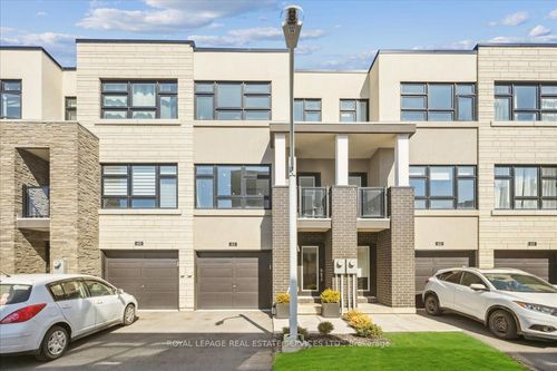 61-1121 Cooke Blvd, Burlington, ON, L7T0C3 | Card Image