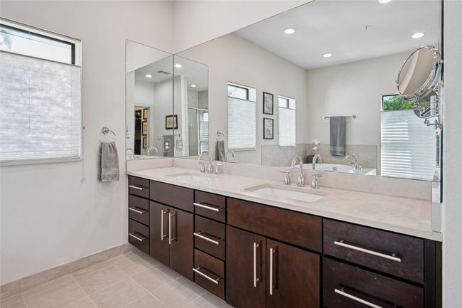 APT-32 - 4111 Newton Ave, Condo with 2 bedrooms, 3 bathrooms and null parking in Dallas TX | Image 28