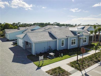 7182 Saona Ct, House other with 2 bedrooms, 2 bathrooms and null parking in Naples FL | Image 3