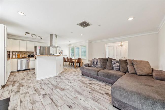 3910 Dolphin Ln, House other with 3 bedrooms, 2 bathrooms and null parking in La Porte TX | Image 6
