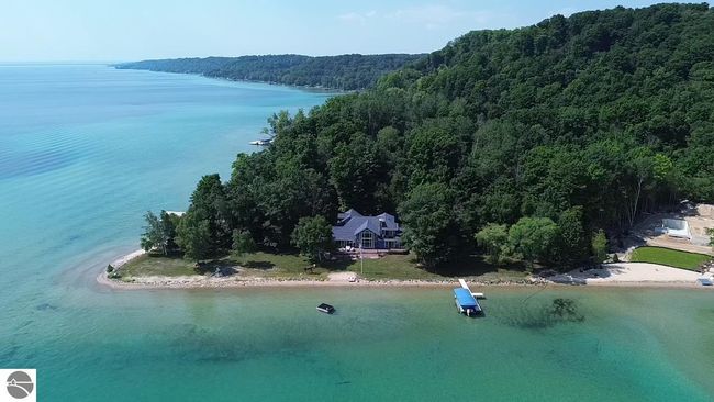 3485 N West Torch Lake Dr, House other with 5 bedrooms, 4 bathrooms and null parking in Kewadin MI | Image 73
