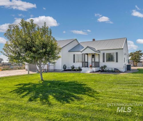 4631 Rolland Rd, Ontario, OR, 97914 | Card Image