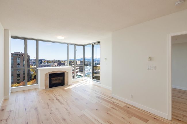 1003 - 1575 W 10 Th Avenue, Condo with 1 bedrooms, 1 bathrooms and 1 parking in Vancouver BC | Image 8