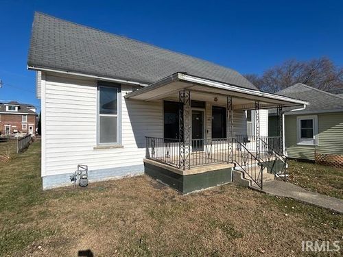 64 E Washington Ave, Peru, IN, 46970-1007 | Card Image
