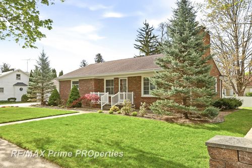 725 W Frank Street, Caro, MI, 48723 | Card Image