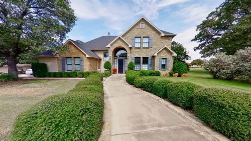 402 Half Moon Way, Runaway Bay, TX, 76426-9776 | Card Image