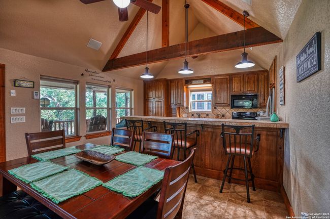 914 Pebble Beach Dr Nw, House other with 2 bedrooms, 2 bathrooms and null parking in Lakehills TX | Image 18