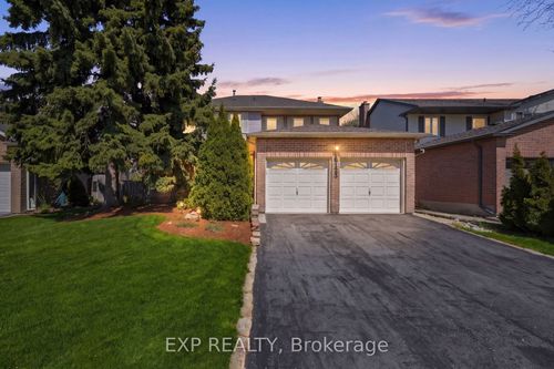6123 Edenwood Drive, Mississauga, ON, L5N2Y6 | Card Image