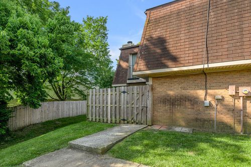 c-410 Darby Creek Road, Lexington, KY, 40509 | Card Image