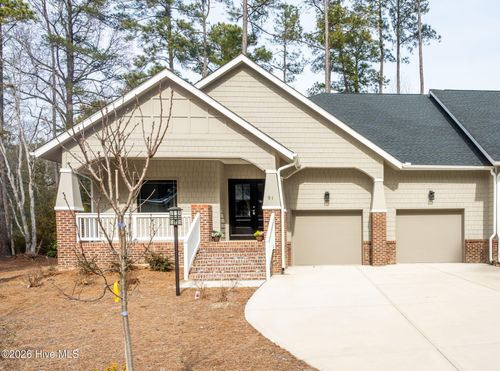91 Lamplighter Village Dr, Pinehurst, NC, 28374-6899 | Card Image