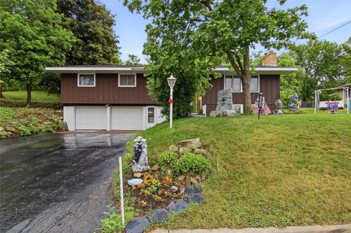2316 5th Street E, Menomonie, WI, 54751 | Card Image