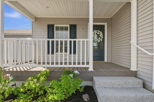 14 David Dr, Scarborough, ME, 04074-8405 | Card Image